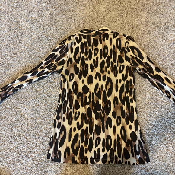 Chico’s Leopard Print Tunic Top – Size 0 (U.S. Small) - Picture 2 of 4